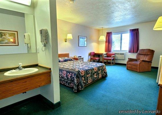 Rodeway Inn Whitehall Exterior foto
